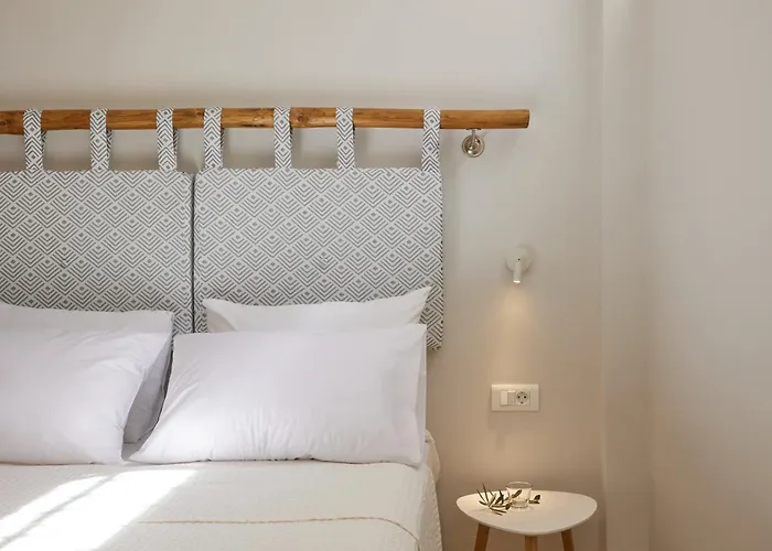 Cicada Hotell Tolón