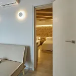 Hotel Cicada 2*