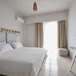 Cicada Hotel Tolón