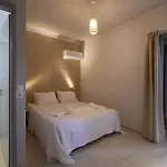 Hotel Cicada