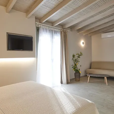 Cicada Hotel